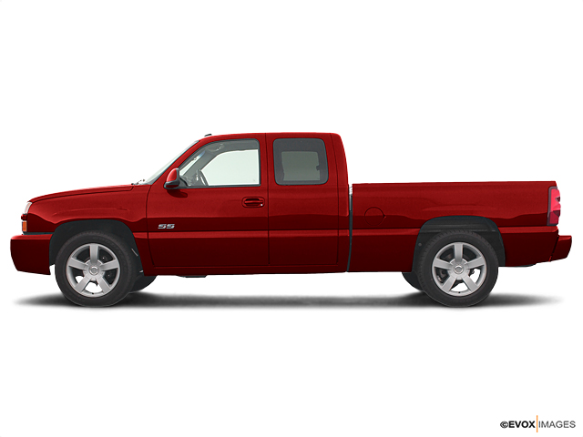 2003 Chevrolet Silverado SS Vehicle Photo in Vermilion, OH 44089