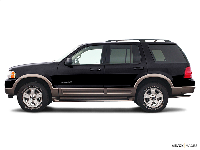 2004 Ford Explorer Vehicle Photo in Janesville, WI 53545