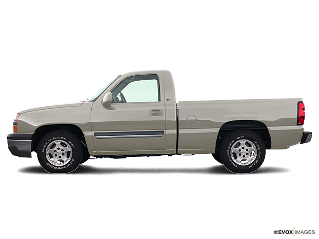 2004 Chevrolet Silverado 1500 Vehicle Photo in Moon Township, PA 15108