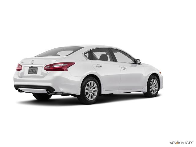 2018 Nissan Altima Vehicle Photo in Janesville, WI 53545
