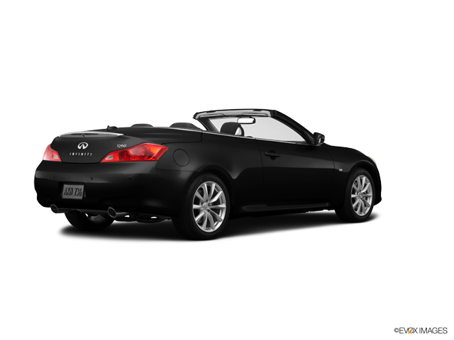 2014 INFINITI Q60 Convertible Vehicle Photo in Houston, TX 77090