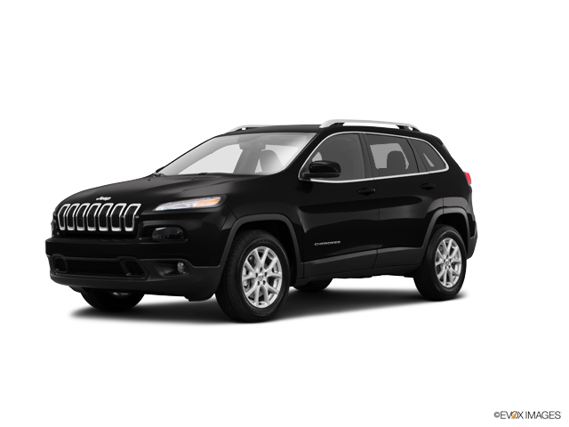 Used 2016 Jeep Cherokee Latitude with Brilliant Black Crystal Pearlcoat ...