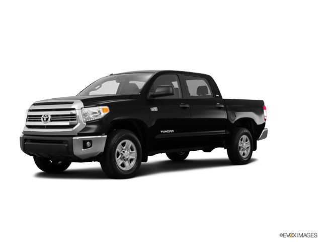 2016 Toyota Tundra 4WD Truck Vehicle Photo in Merriam, KS 66203