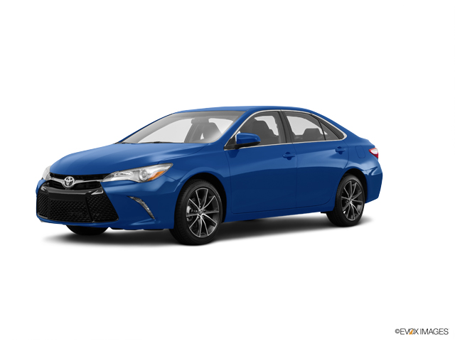 2016 Blue Crush Metallic Toyota Camry 4dr Sdn V6 Auto XSE (SE) in ...