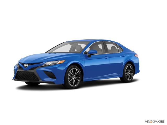 Select 2018 Toyota Camry