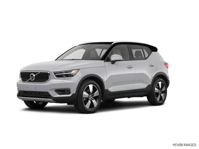 Bright Silver Metallic 2019 Volvo Xc40 For Sale At Bergstrom Automotive 