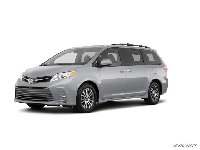 2019 Toyota Sienna Vehicle Photo in Janesville, WI 53545