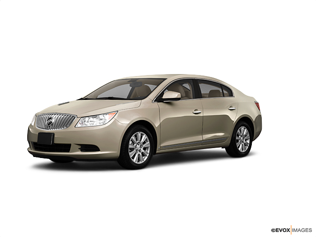 2010 Buick LaCrosse Vehicle Photo in Moon Township, PA 15108