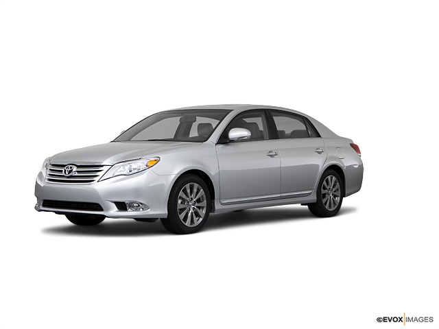 2011 Toyota Avalon Limited Classic Silver Metallic 4D Sedan. A Toyota ...