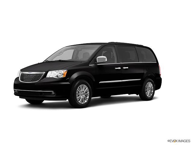 2013 Chrysler Town & Country Vehicle Photo in Grand Rapids, MI 49512