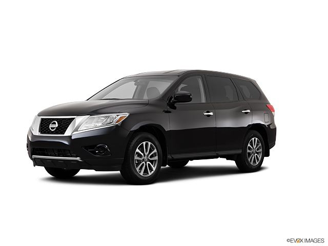 2013 Nissan Pathfinder Vehicle Photo in Gardner, MA 01440