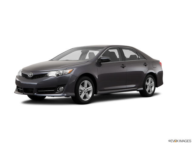 2014 Toyota Camry Vehicle Photo in Athens, GA 30606