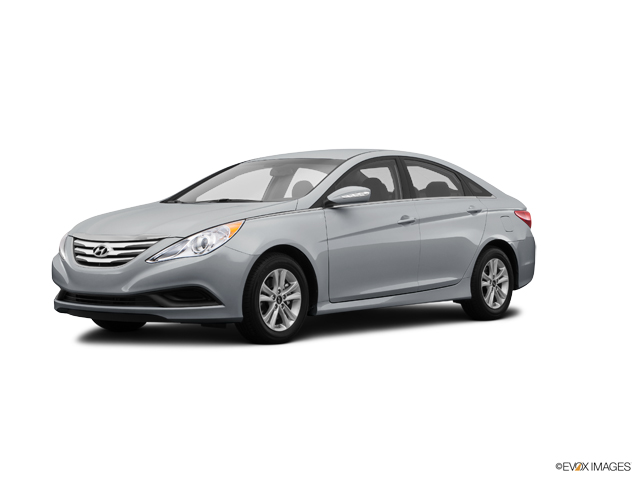 2014 Hyundai Sonata Vehicle Photo in Moon Township, PA 15108