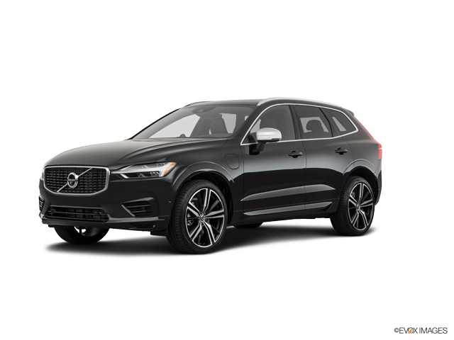 XC60 Momentum Onyx Black Metallic